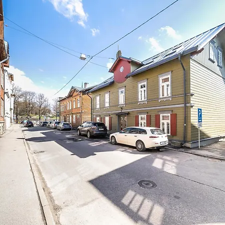 Niine 5 * Tallinn